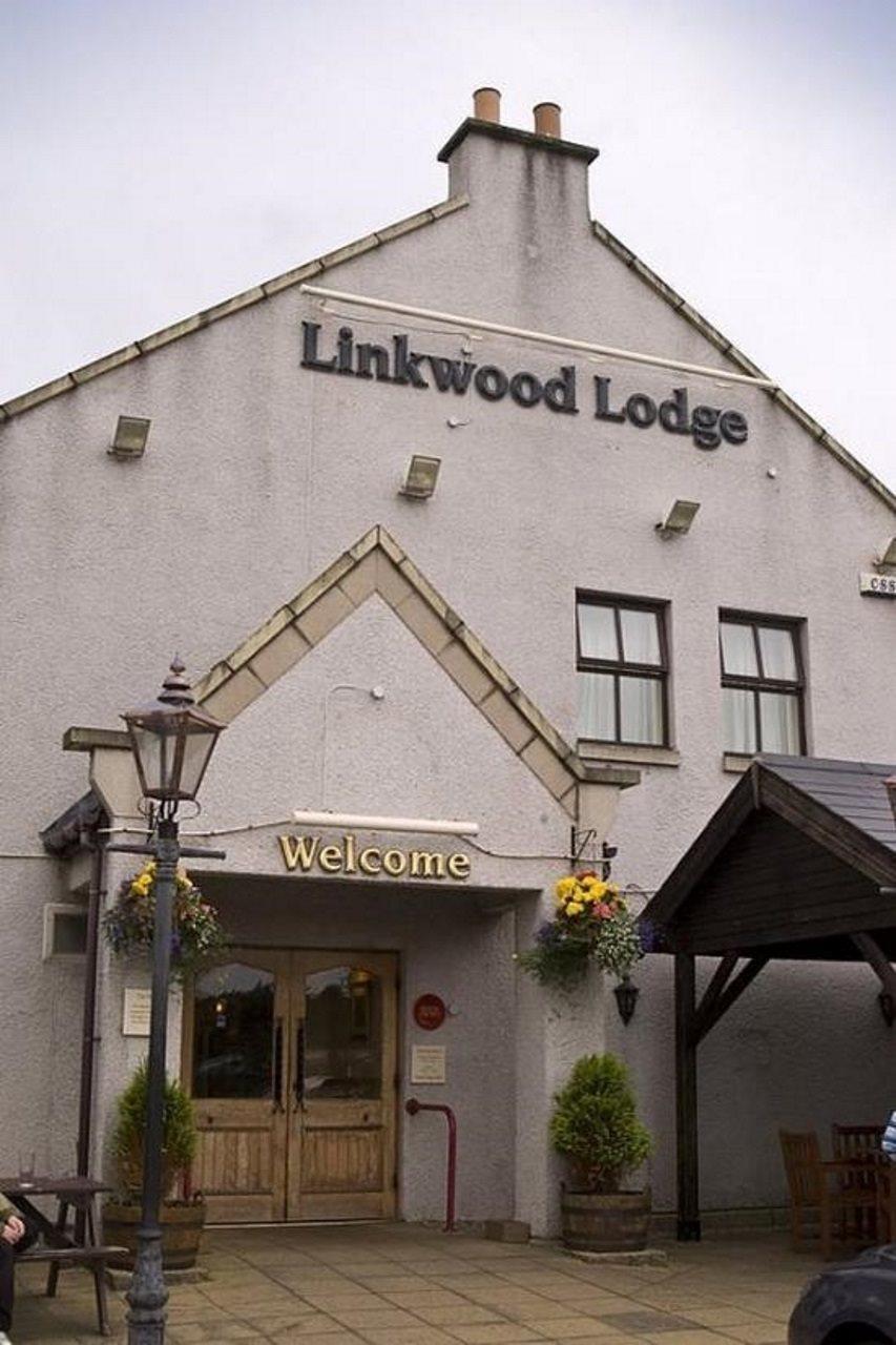 Premier Inn Elgin Exterior foto